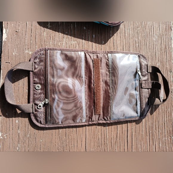 Hanging Organizing Tote - Picture 8 of 10